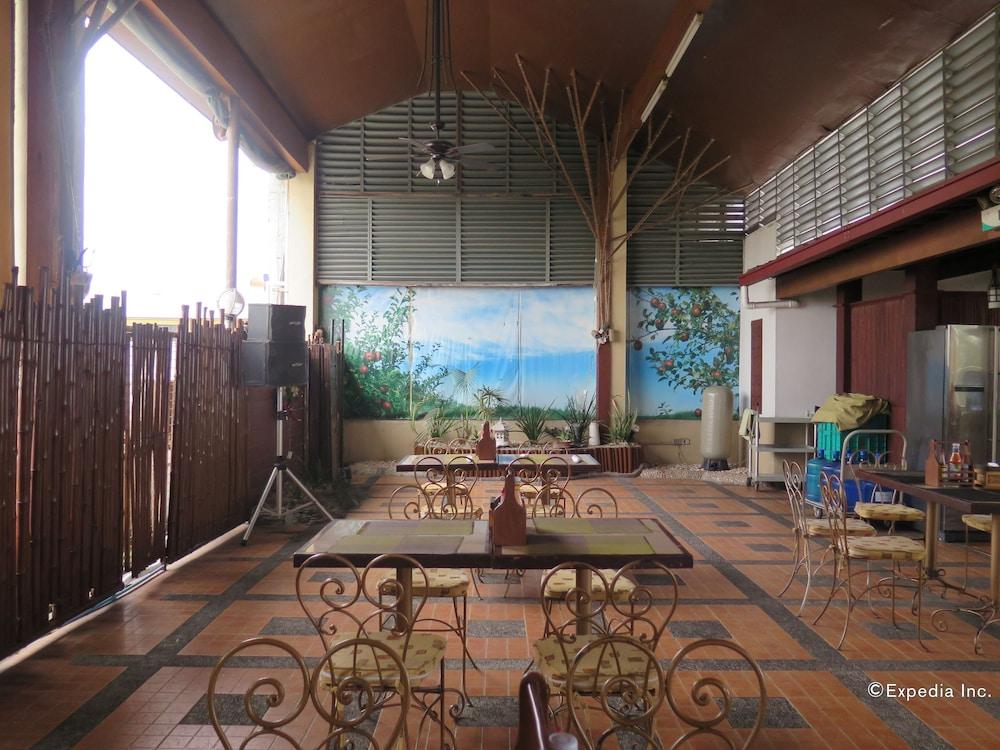 Oyo 210 Apple Tree Suites Cebu Eksteriør bilde
