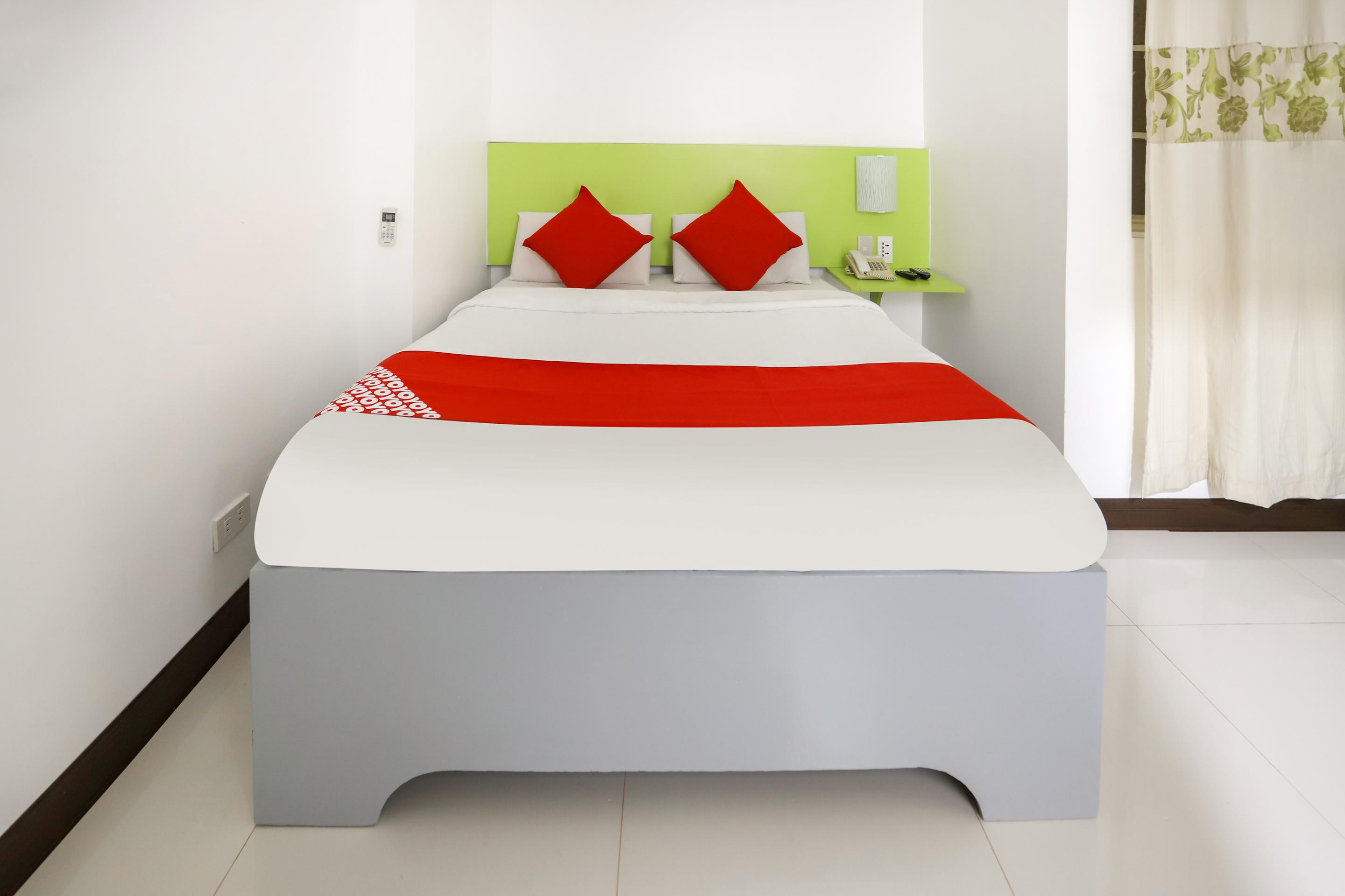 Oyo 210 Apple Tree Suites Cebu Eksteriør bilde