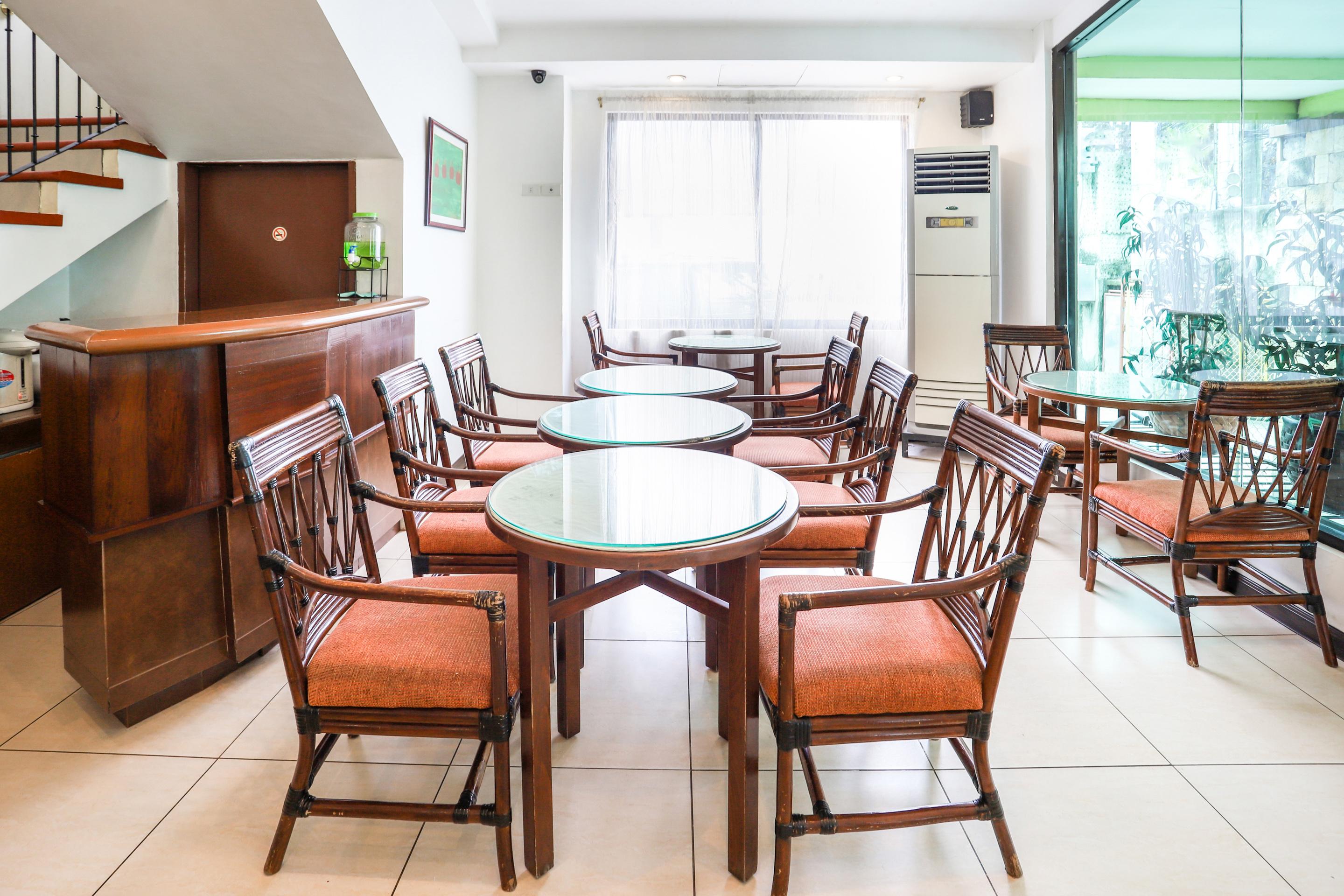 Oyo 210 Apple Tree Suites Cebu Eksteriør bilde