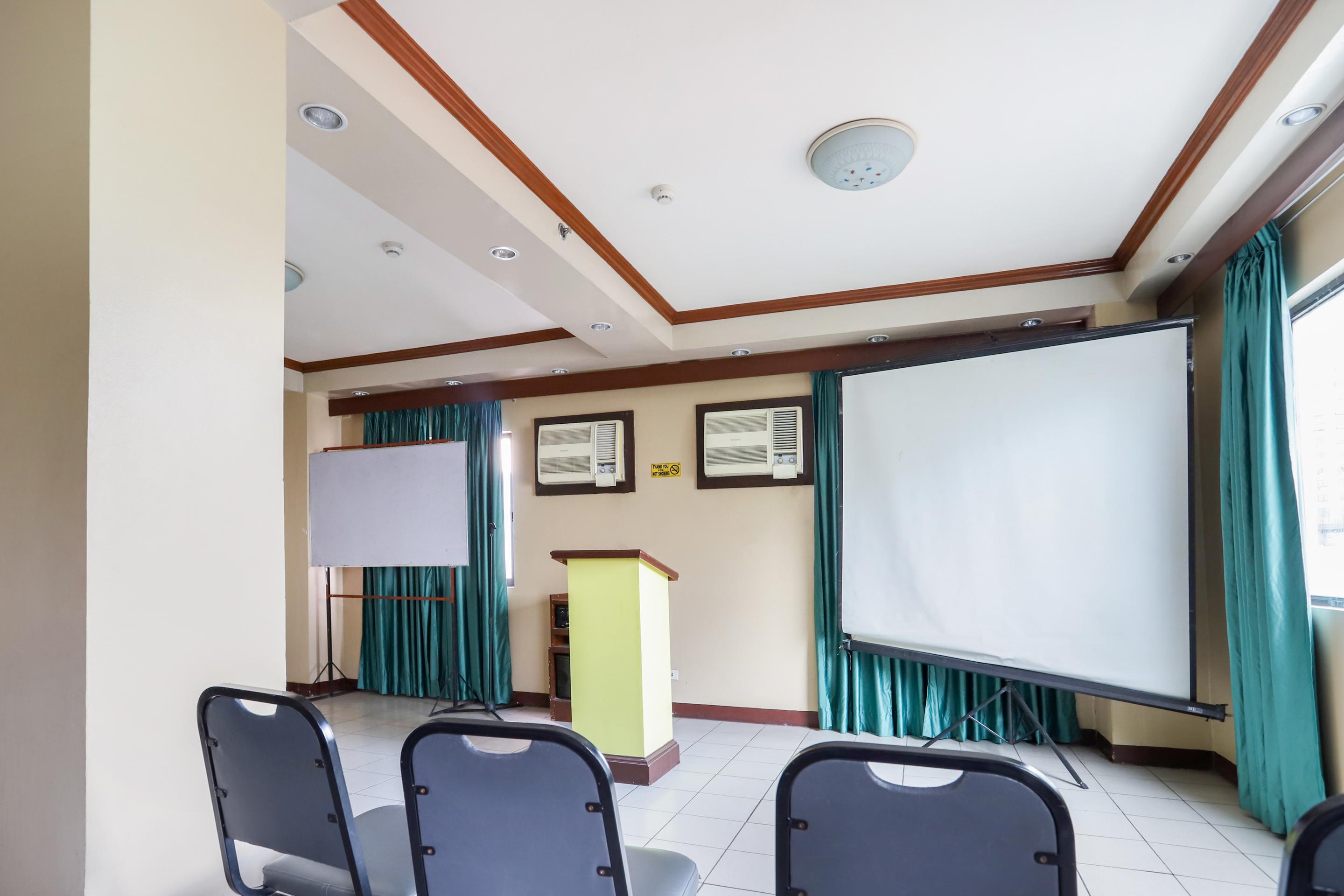 Oyo 210 Apple Tree Suites Cebu Eksteriør bilde