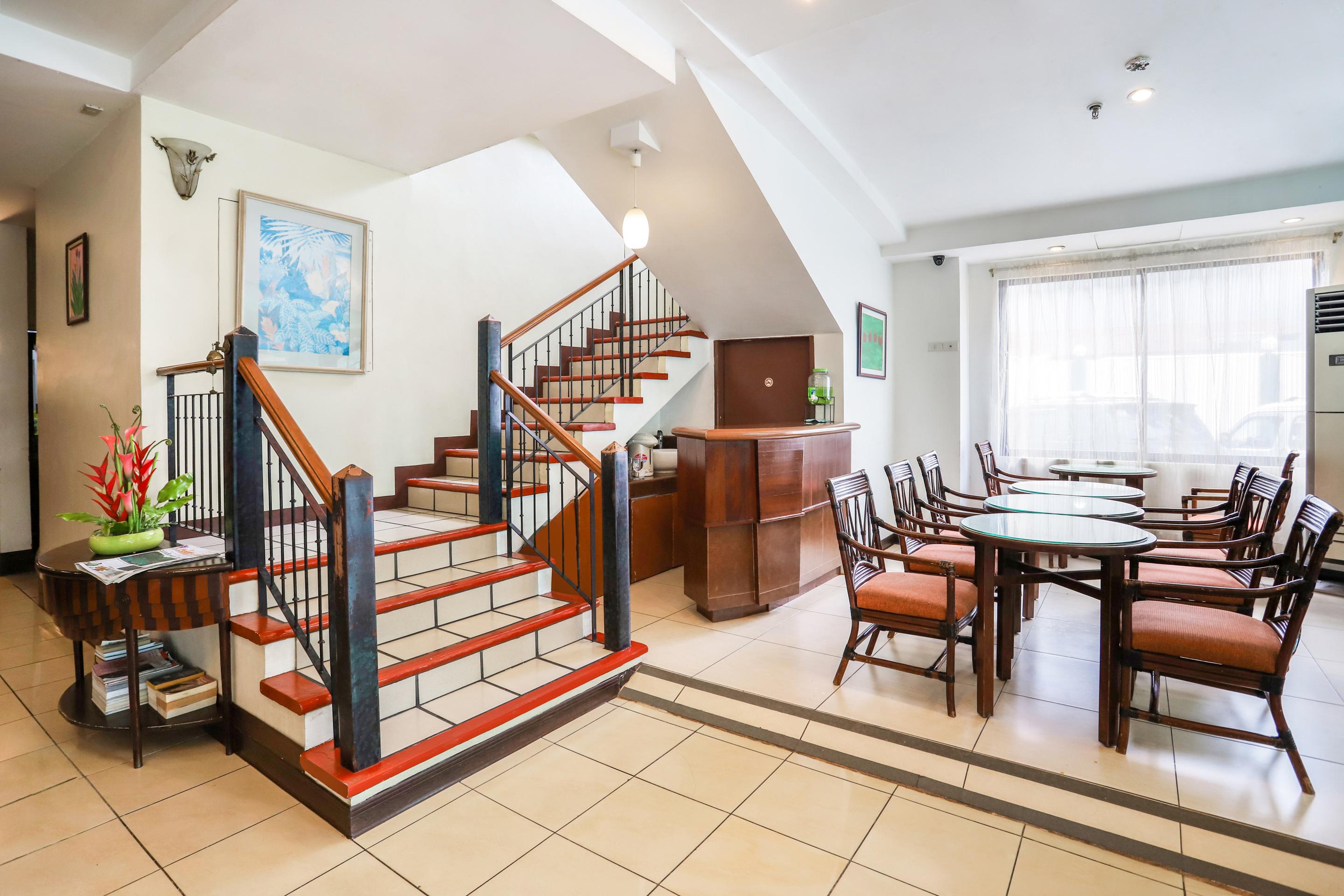 Oyo 210 Apple Tree Suites Cebu Eksteriør bilde