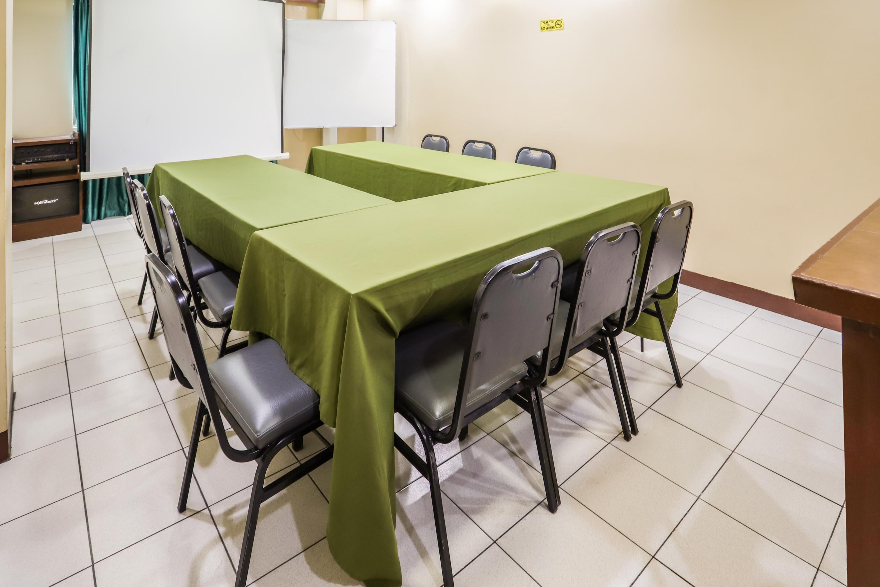 Oyo 210 Apple Tree Suites Cebu Eksteriør bilde