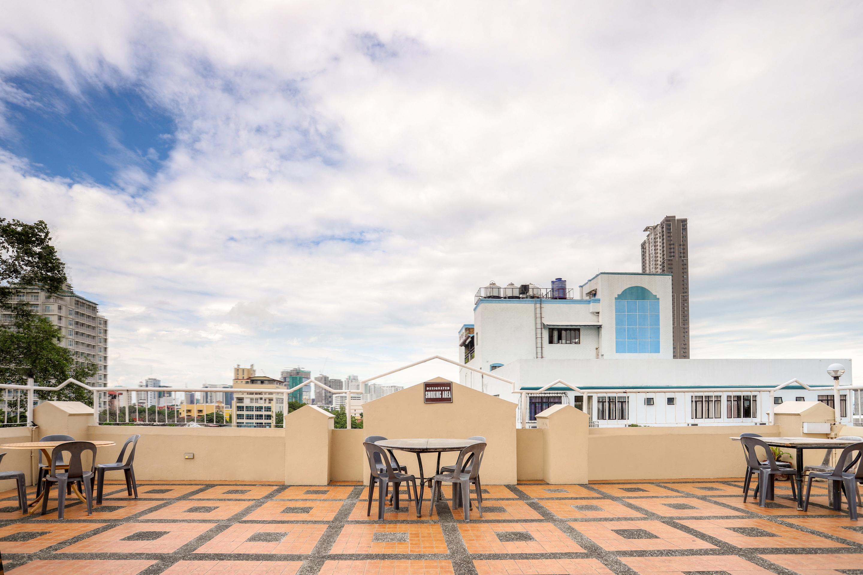 Oyo 210 Apple Tree Suites Cebu Eksteriør bilde
