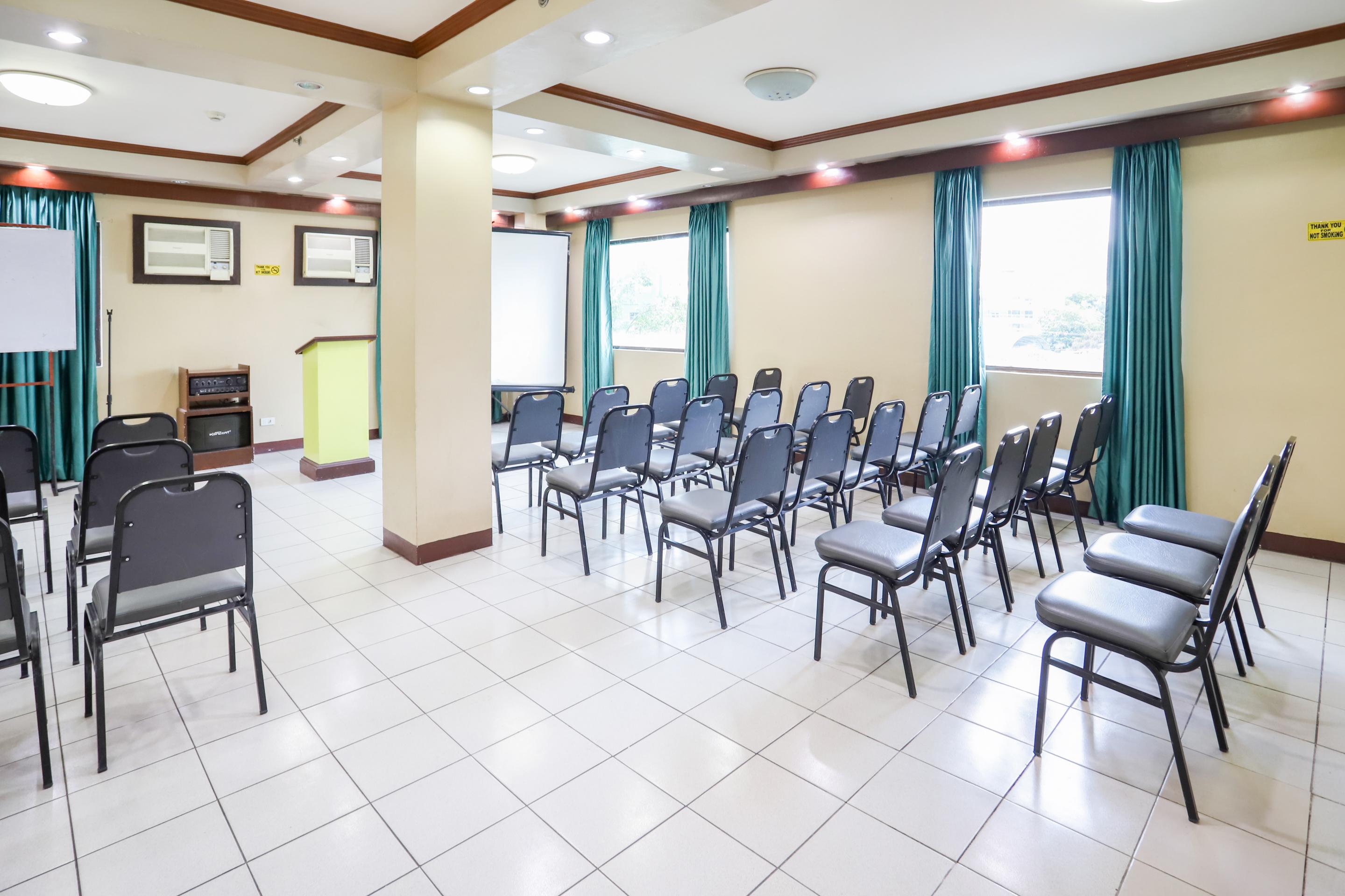 Oyo 210 Apple Tree Suites Cebu Eksteriør bilde