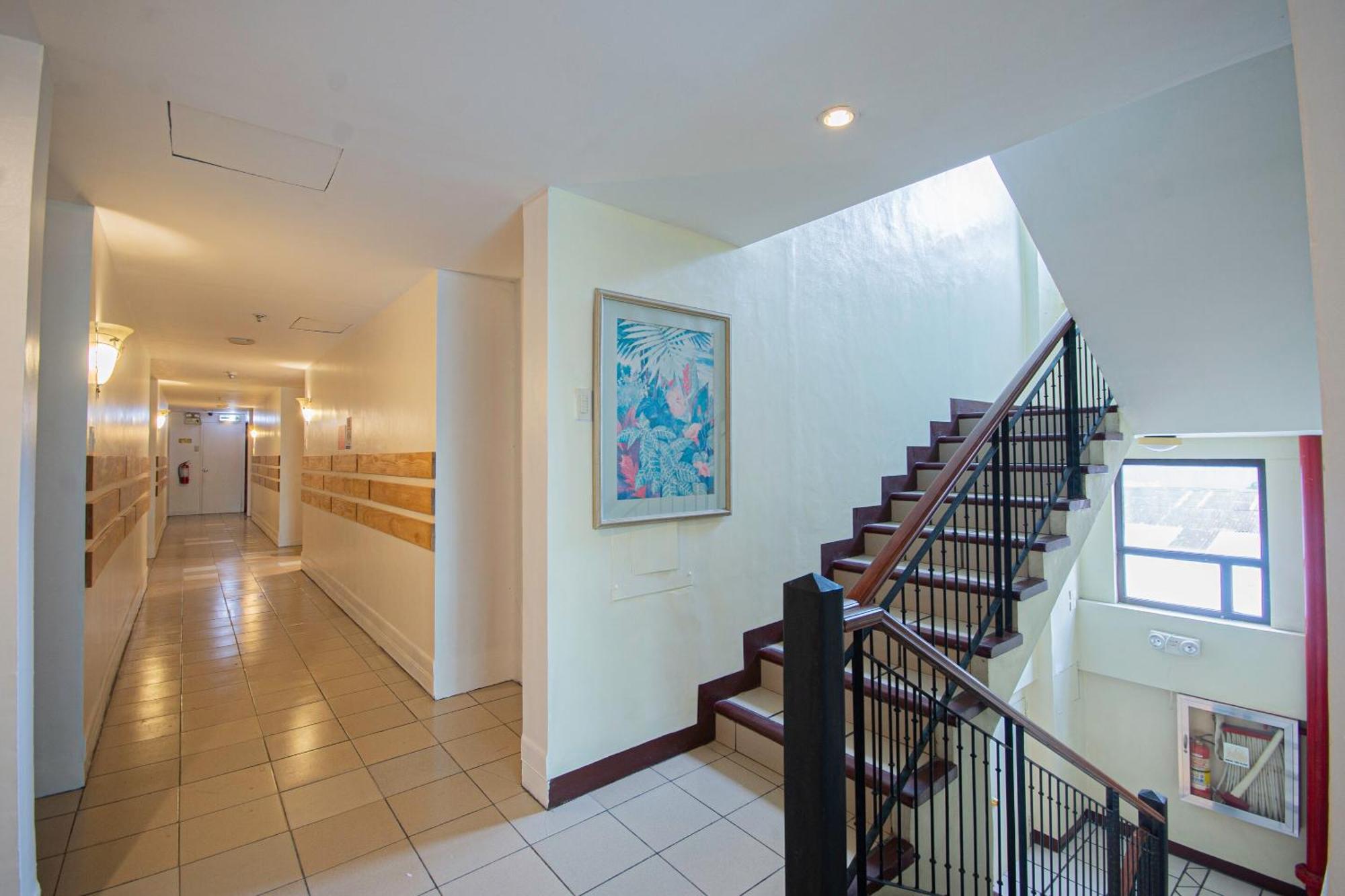 Oyo 210 Apple Tree Suites Cebu Eksteriør bilde
