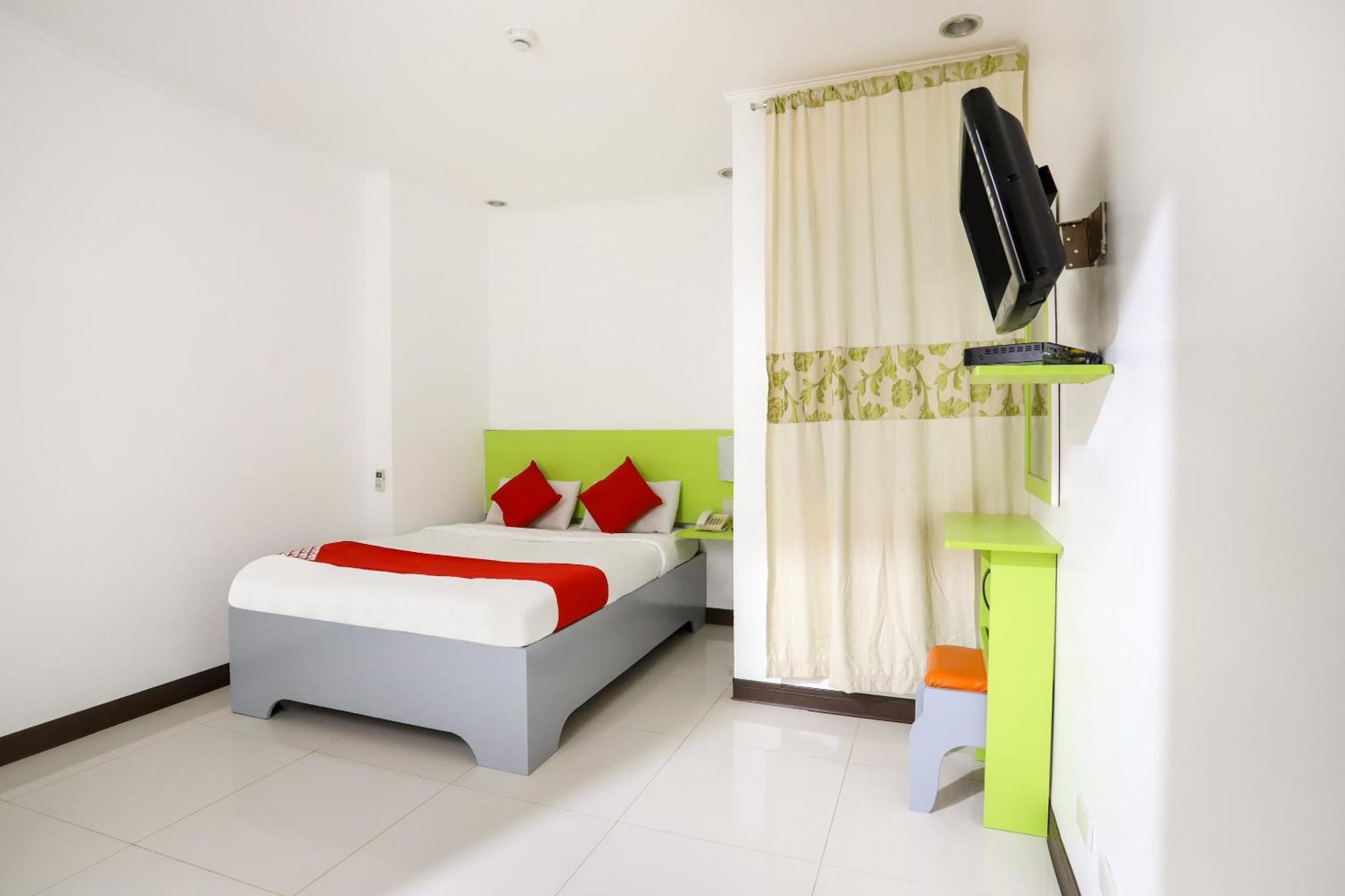 Oyo 210 Apple Tree Suites Cebu Eksteriør bilde
