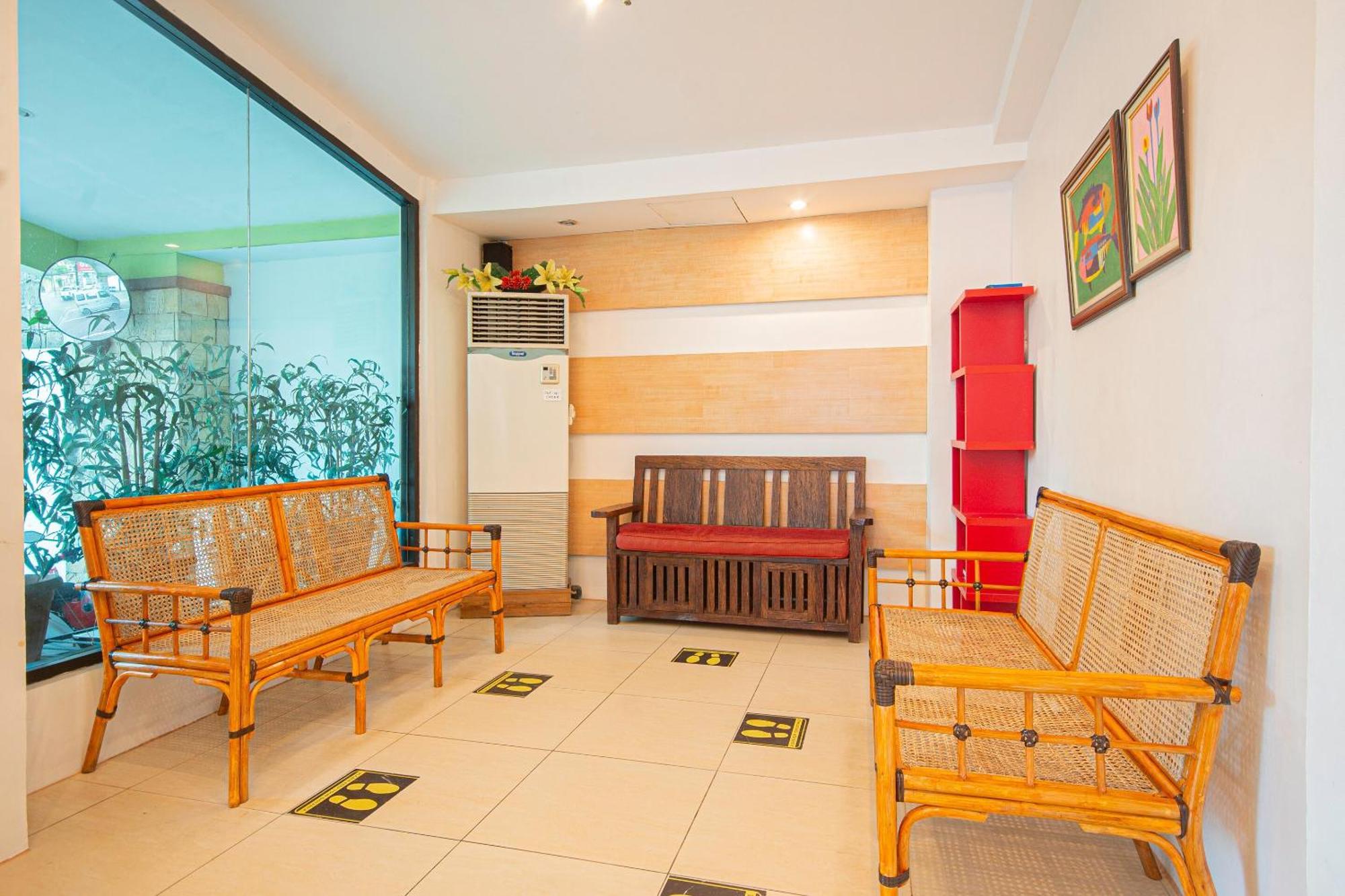 Oyo 210 Apple Tree Suites Cebu Eksteriør bilde